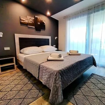 Martina Elegant Maisonette Villa Šmrika