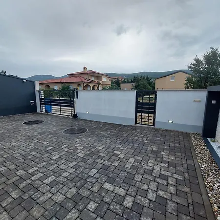 Villa Martina Elegant Maisonette Šmrika